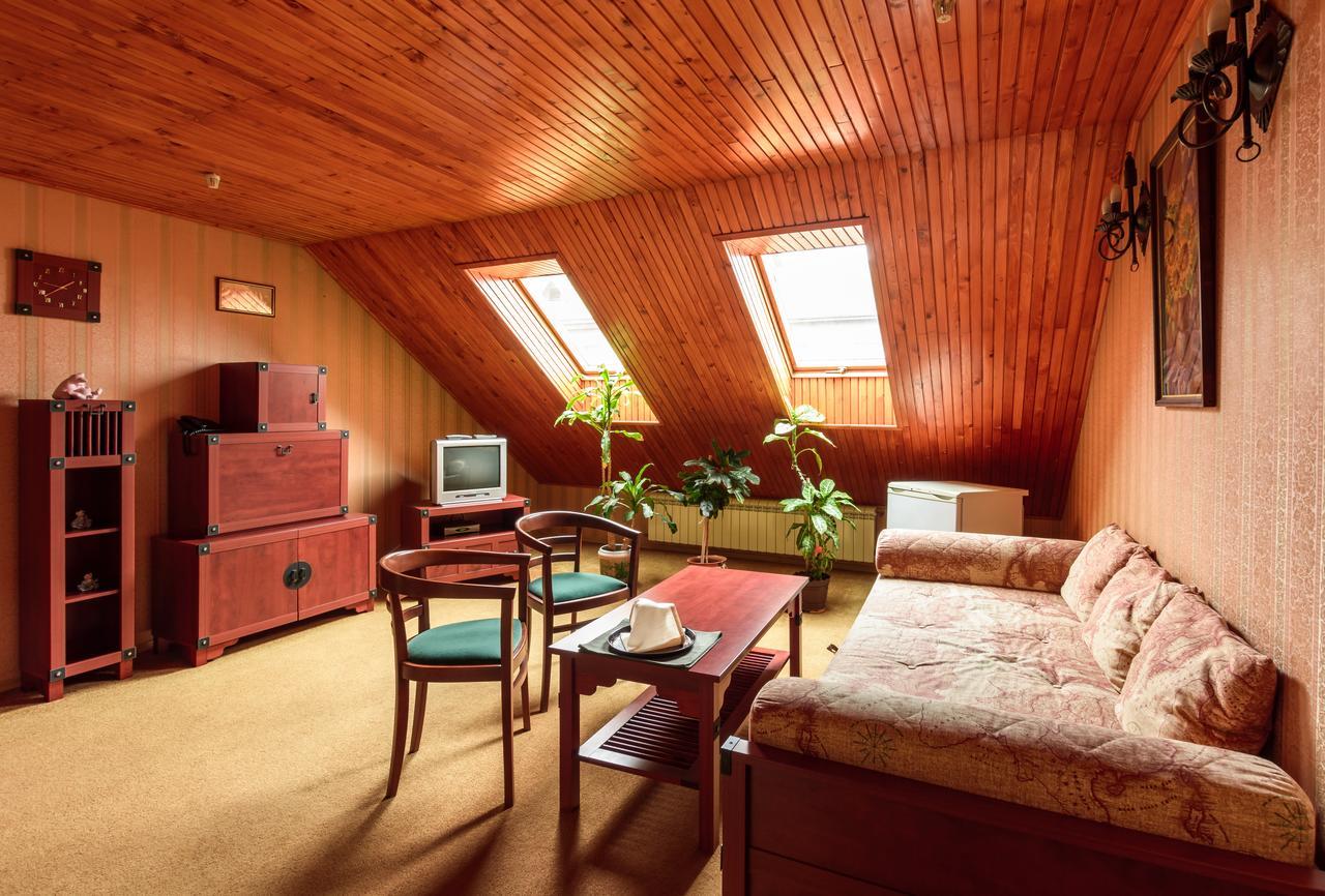 Letuchiy Gollandets Hotel อุชโฮรอด ภายนอก รูปภาพ