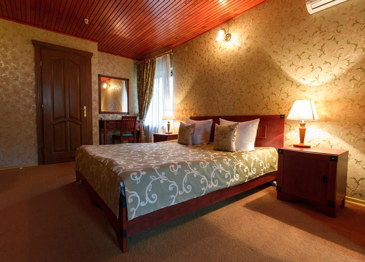 Letuchiy Gollandets Hotel อุชโฮรอด ภายนอก รูปภาพ