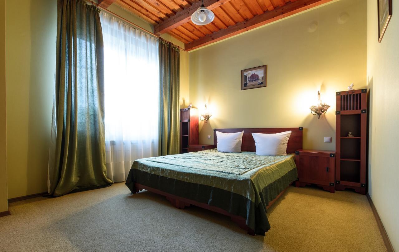 Letuchiy Gollandets Hotel อุชโฮรอด ภายนอก รูปภาพ